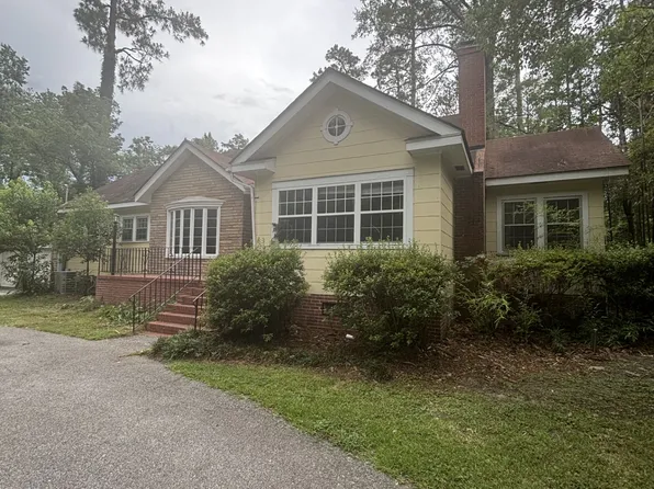 8 Pine Dr, Statesboro, GA 30458