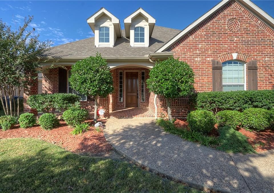 1st image of 1020 Cahill Way