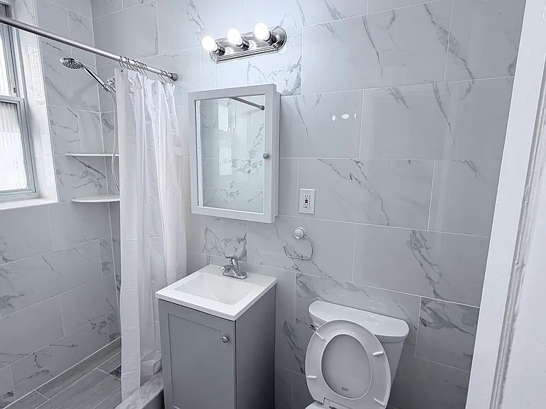 15 Parkman St #2C — Photo 5