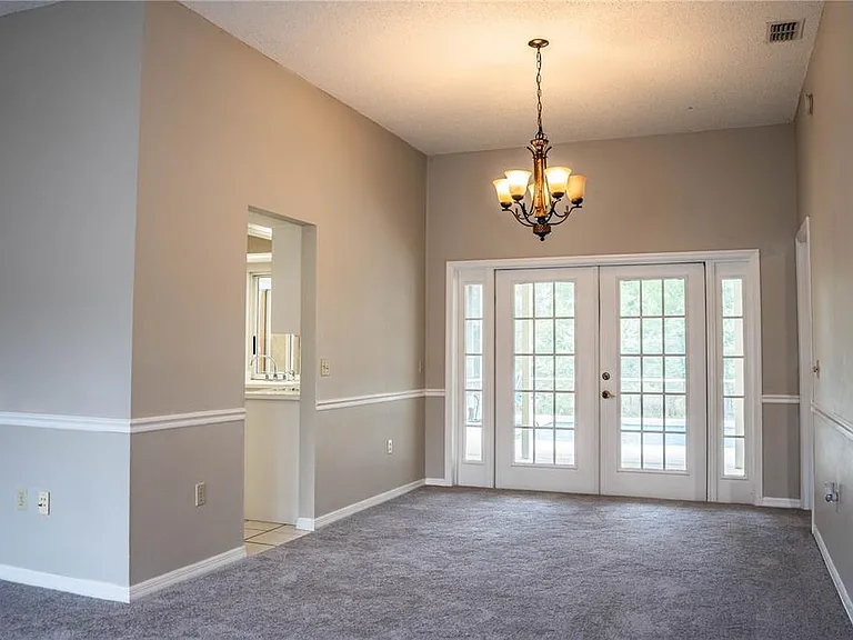 2326 Deerbrook Dr — Photo 14