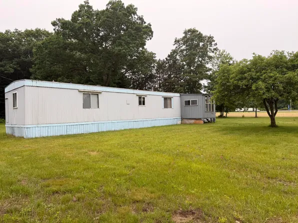 3589 W Webster Rd, Montague, MI 49437