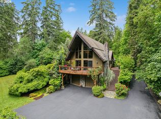 30625 SW Riverwood Dr, West Linn, OR 97068