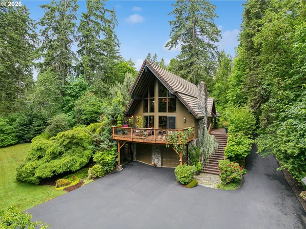 30625 SW Riverwood Dr, West Linn, OR 97068