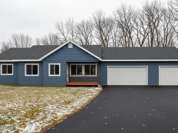 8954 E Honey Bear Cir, Palmer, AK 99645