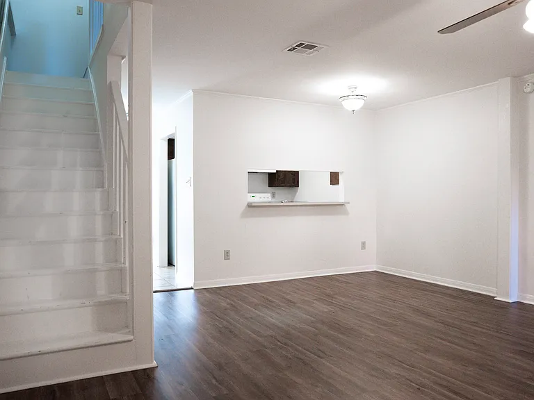 167 Southfield Pkwy — Photo 3
