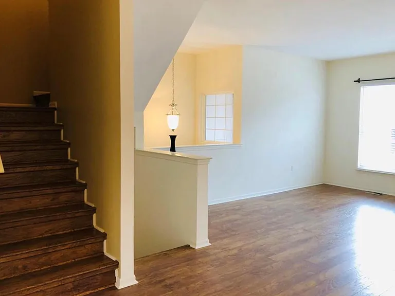 701 Cherry Orchard Rd — Photo 8