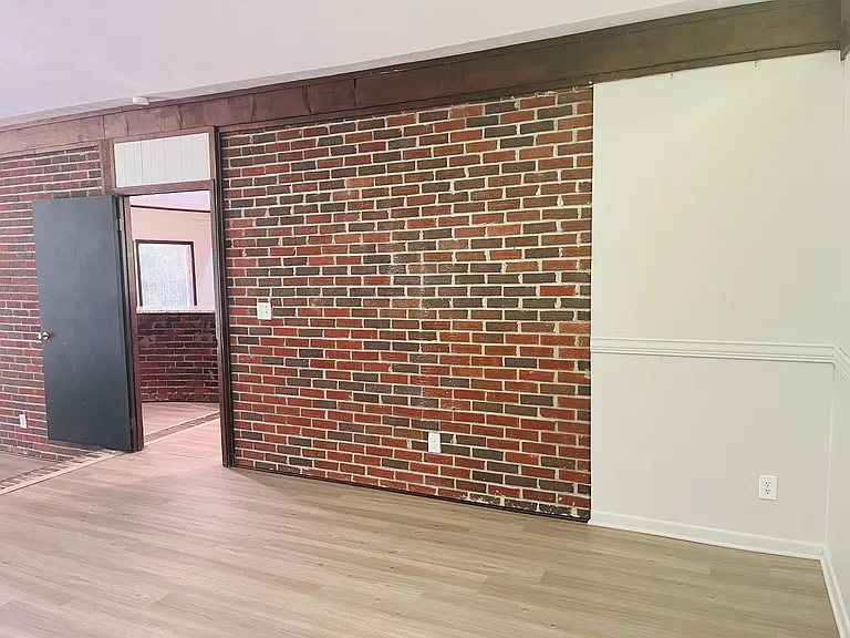 163 Old Norton Rd — Photo 15