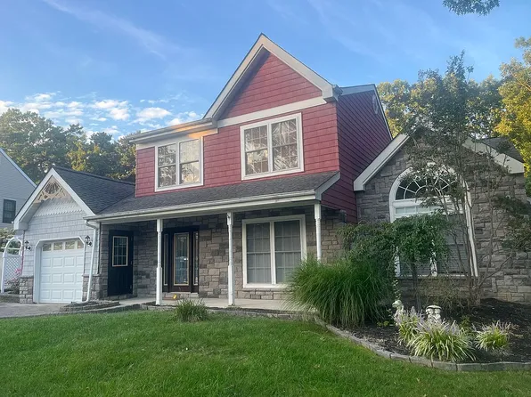 104 Spruce Cir N, Barnegat, NJ 08005