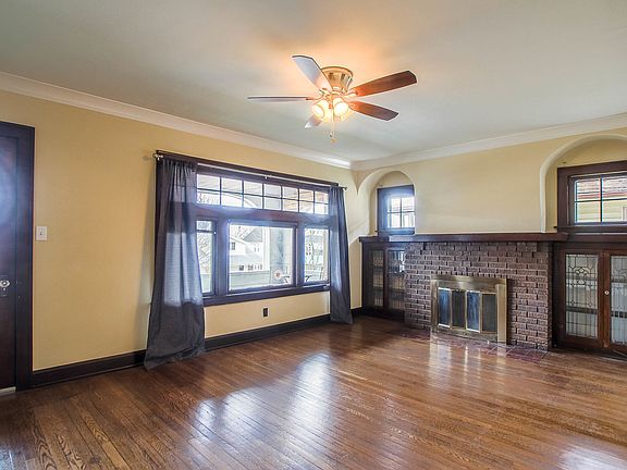 3rd image of 3690 W 137th St