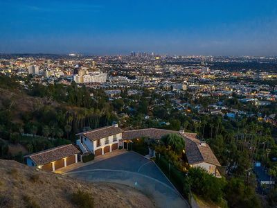 1924 N Wattles Dr, Los Angeles, CA, 90046