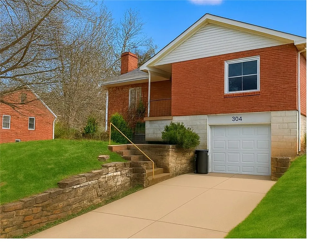 304 Dewey Ave photo 1