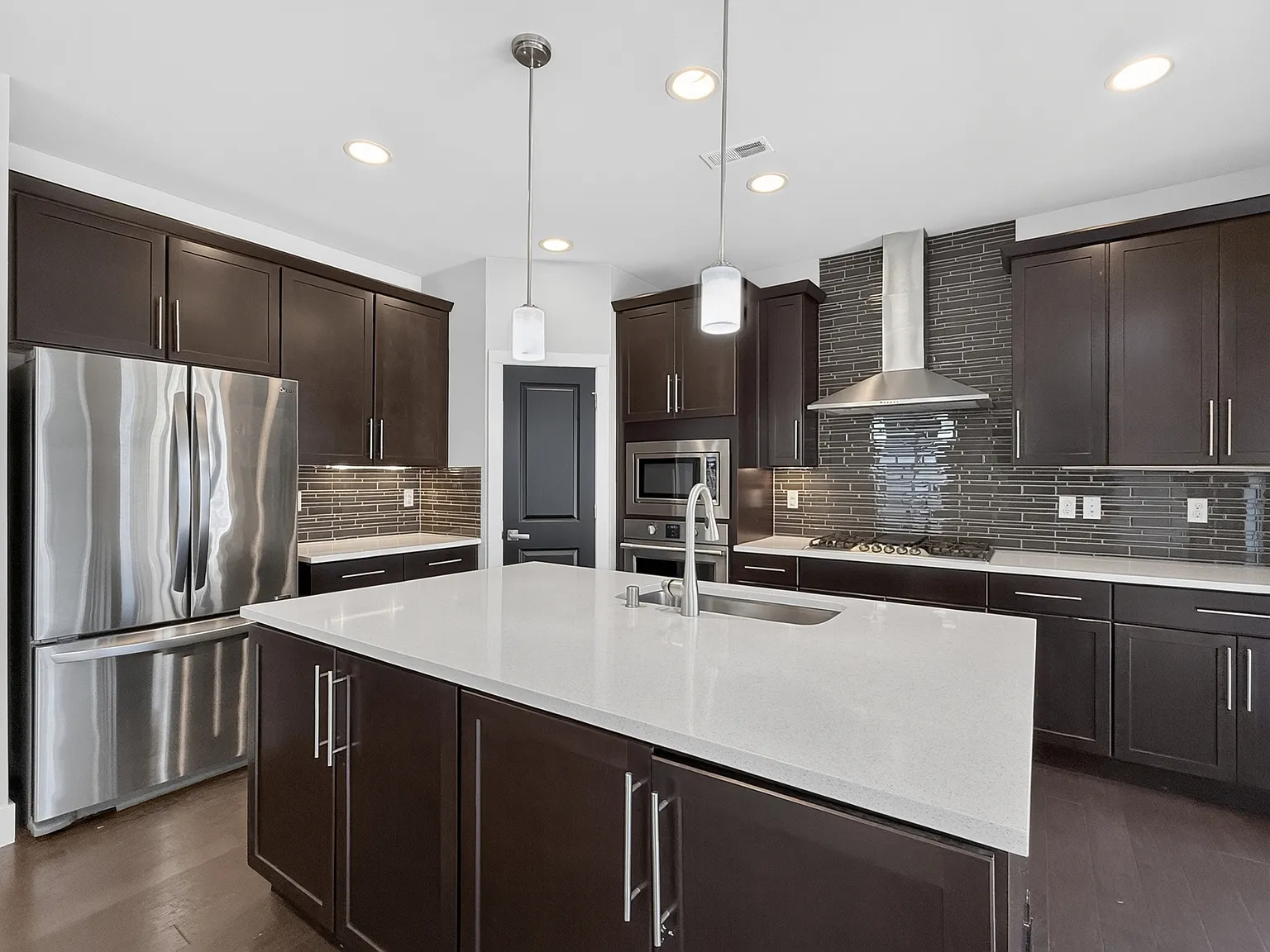 18325 15th Pl W, Lynnwood WA 98037 - 1 — Photo 2