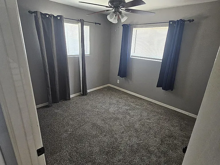 6838 E Edgemont Ave — Photo 21