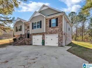 2227 Oscar Bradford Rd, Hayden, AL 35079