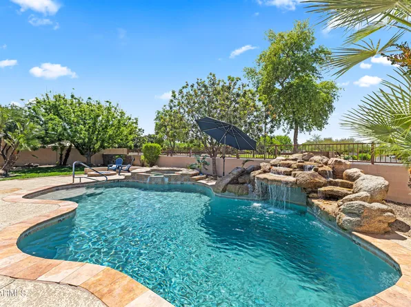 18539 E CARRIAGE Way, Queen Creek, AZ 85142