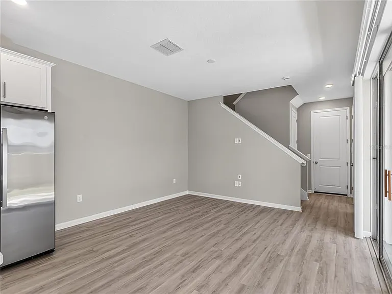 1465 Axel Graeson Ave — Photo 33