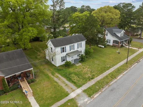 261 W Railroad Street, Bethel, NC 27812