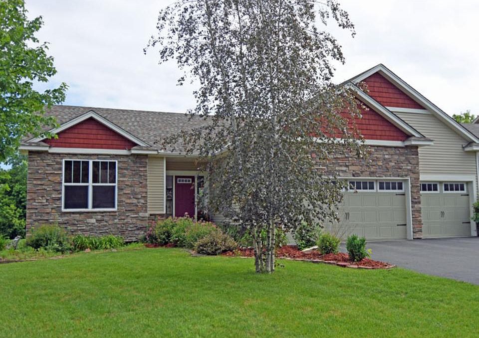 1st image of 641 130th Ln NE