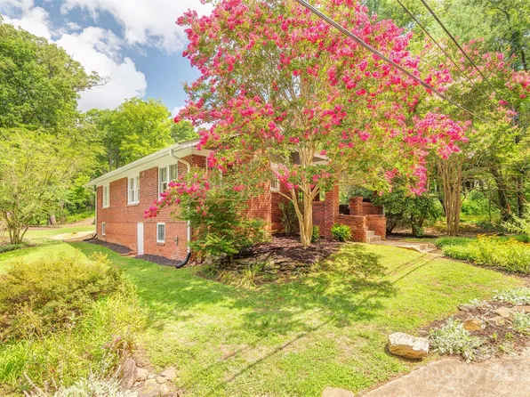 52 King St, Asheville, NC 28804