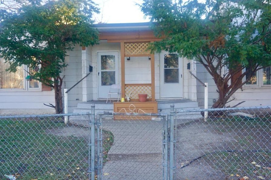 1st image of 1111 25th Ave N