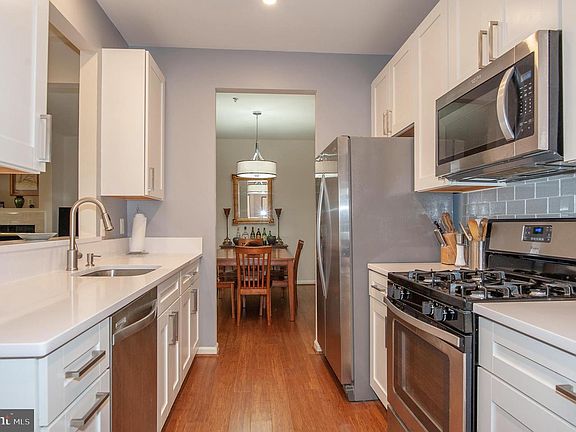 5th image of 6505 Grange Ln Unit 203