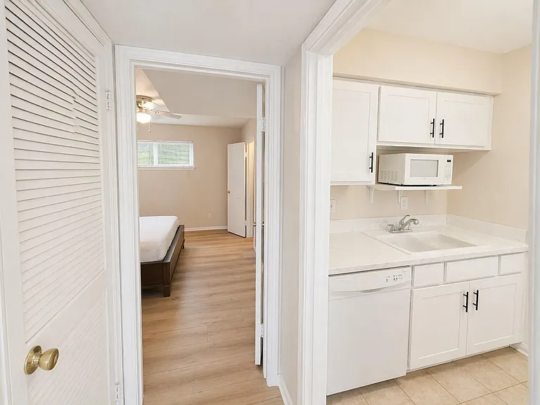 6410 Del Monte Dr #89 — Photo 20