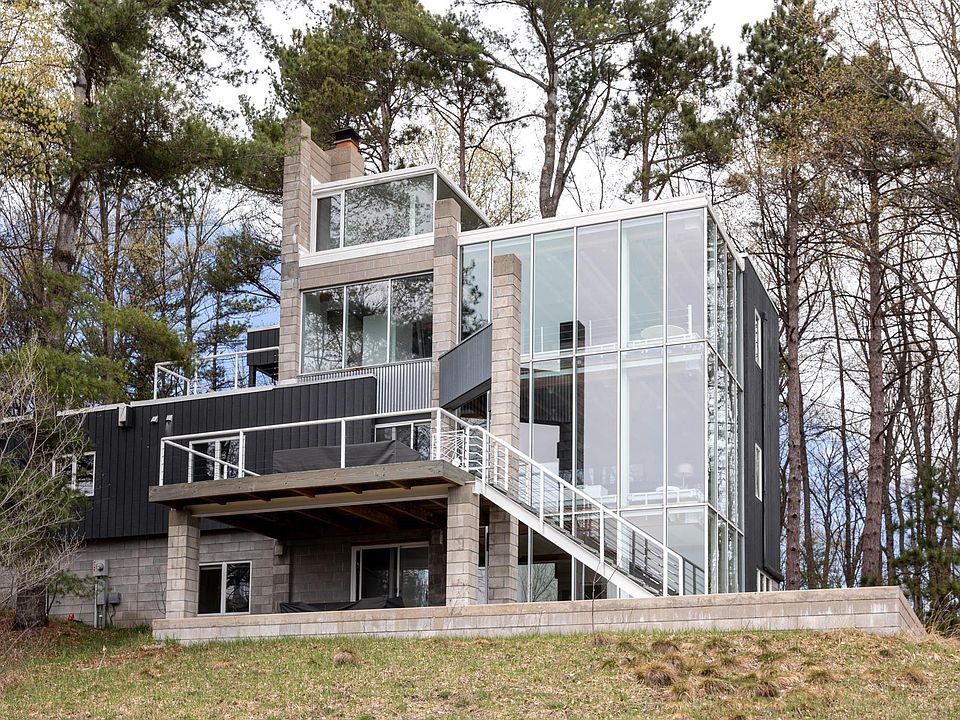 1st image of 416 N School Hill Ct
