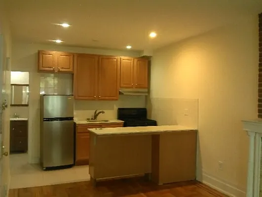 Rented by Besen Partners, LLC | media 15