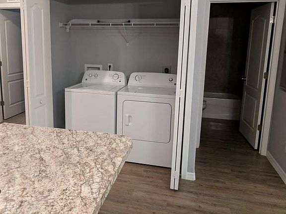 4th image of 9423 N Mendoza Way