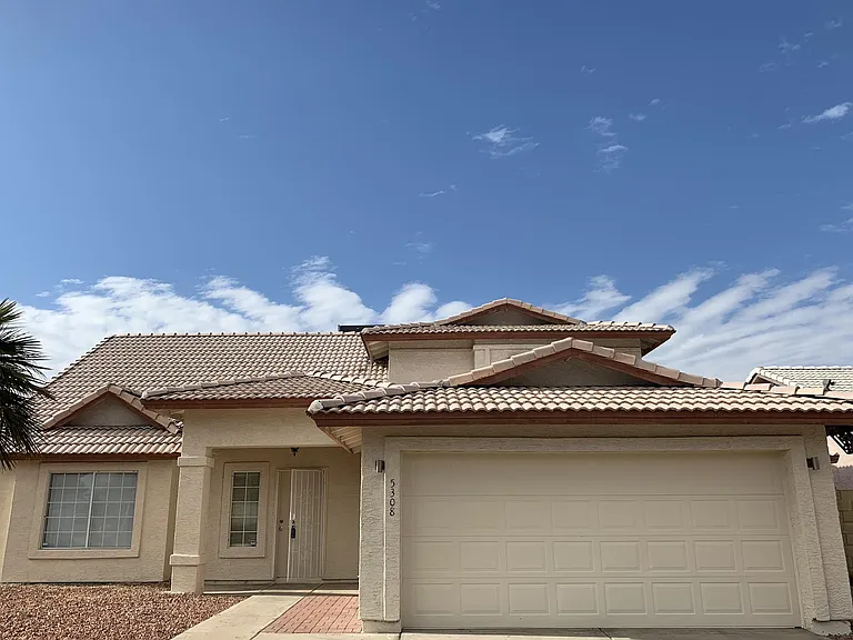 8565 W Tuckey Ln — Photo 18