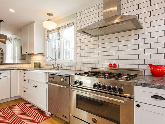 5  Burner Bertazzoni Range