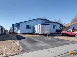1130 China Berry Cir, Anchorage, AK 99515