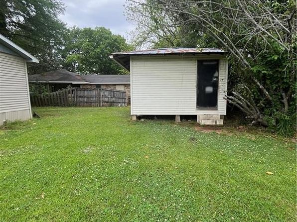 742 Charles Dr, Simmesport, LA 71369