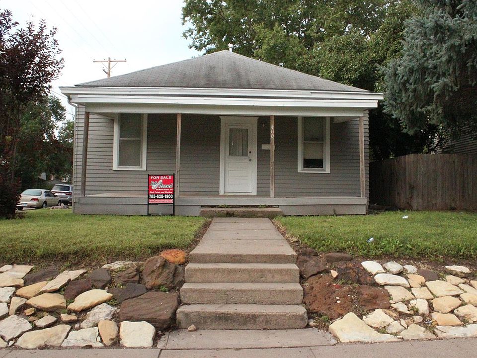 1st image of 400 W 5th St
