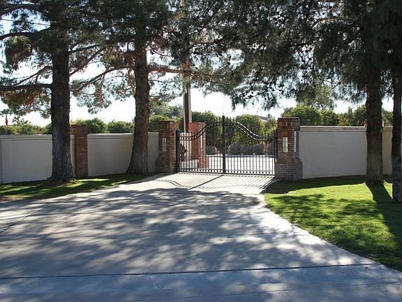 Private Gates