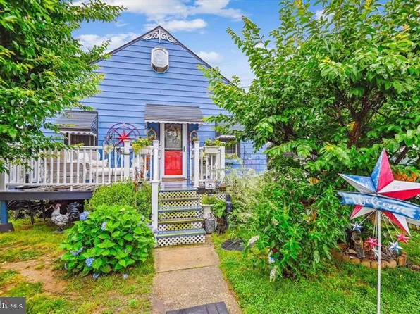 947 Martin Rd, Baltimore, MD 21221