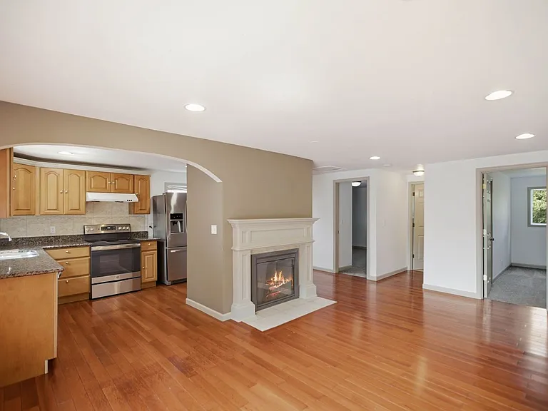 1742 S Shelton St — Photo 9