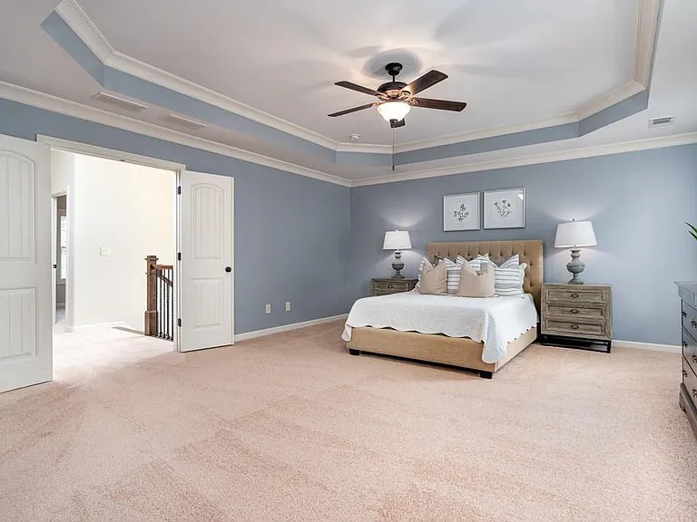 1290 Redbud Dr — Photo 16