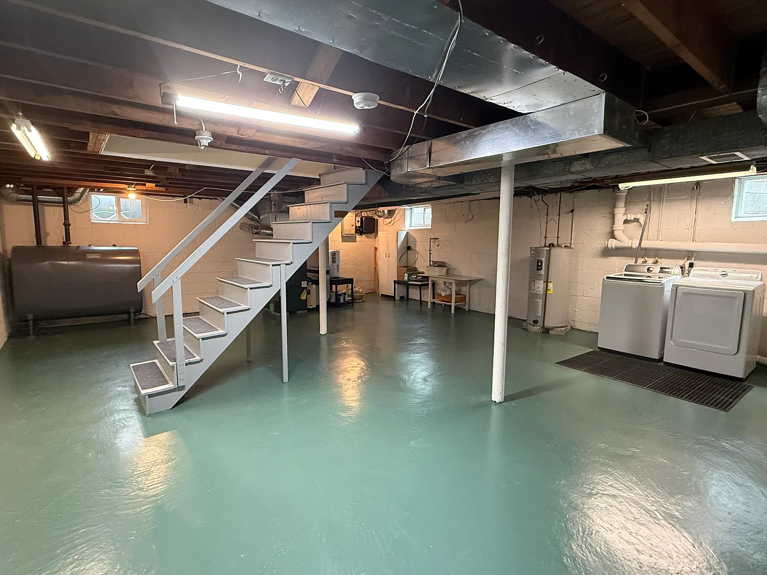 4 bed, 1400 sqft, $2,800 — Photo 3