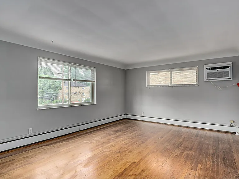 3552 Brotherton Rd #1 — Photo 3