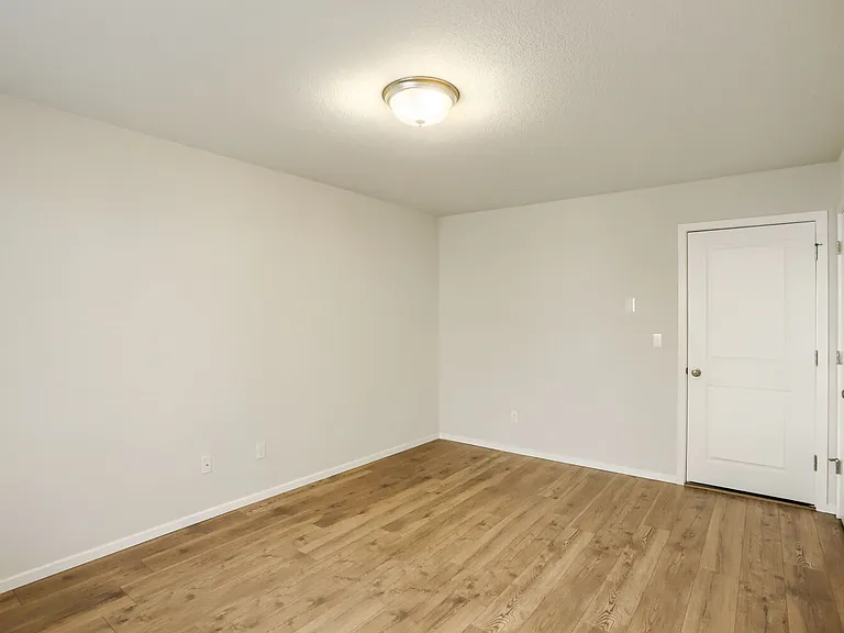 7803 NW Spirea St — Photo 5