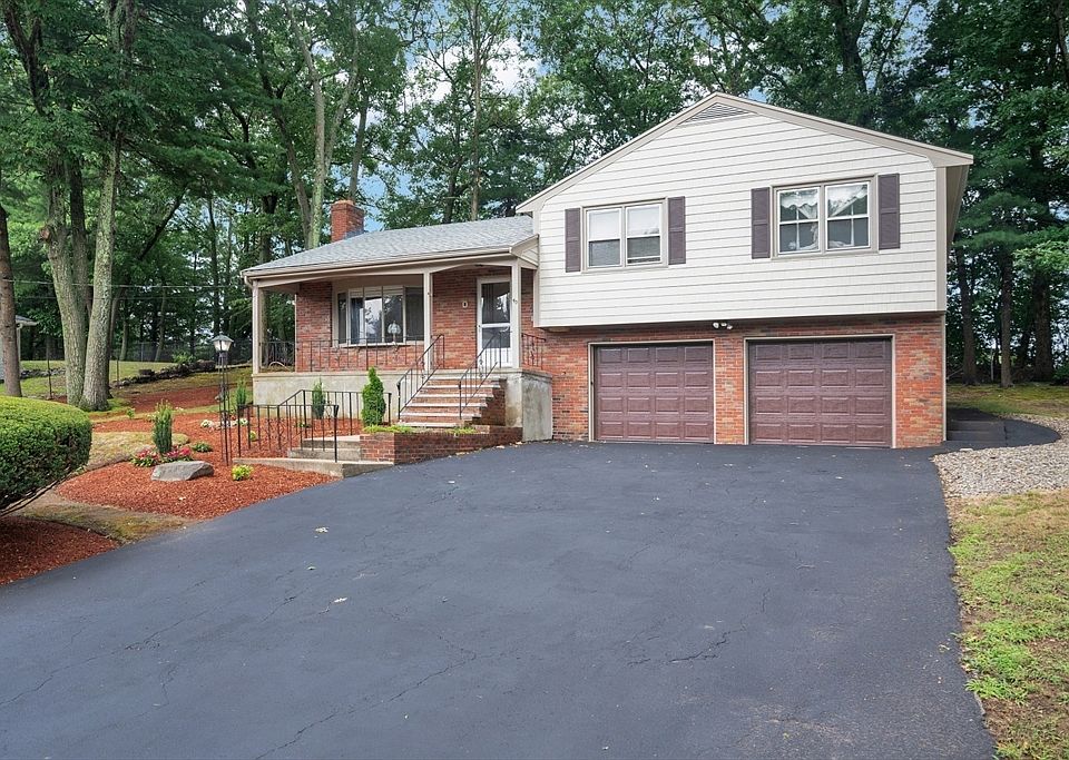 1st image of 40 Himoor Cir
