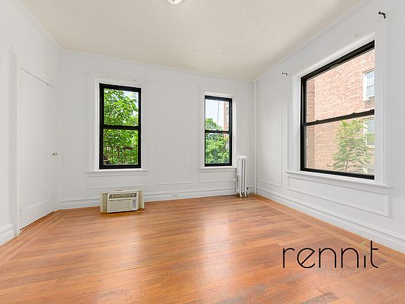 2nd image of 28 E 17th St #3C