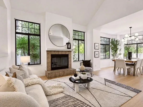 454 Mountain Laurel Ct, Mountain View, CA 94043