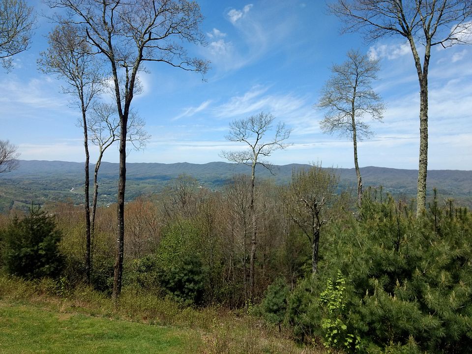 2nd image of Cherokee Dr