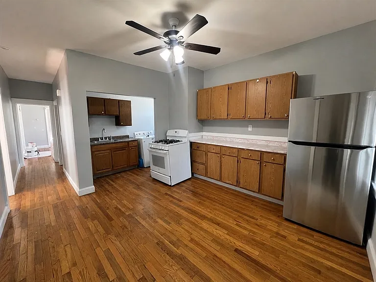 155 Essex St #2 — Photo 1