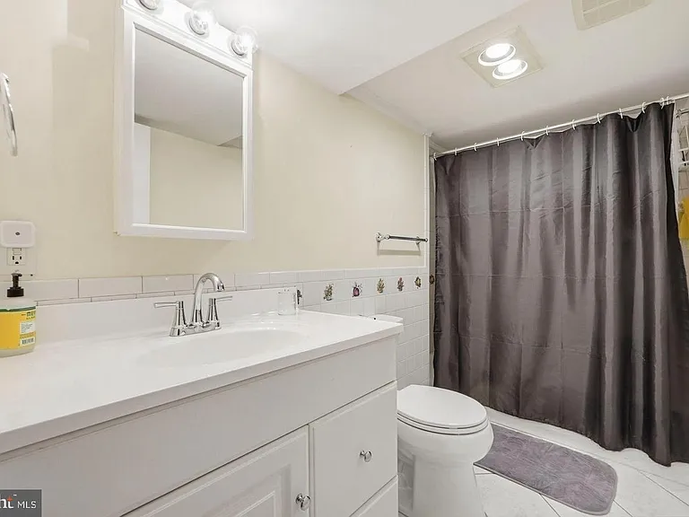 949 S St NW — Photo 22