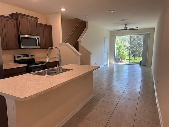 3rd image of 575 Oakleaf Plantation Pkwy #1602