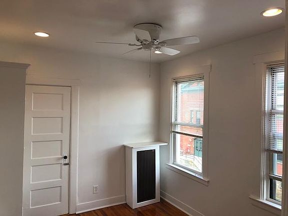 2nd image of 190 Broadway #12