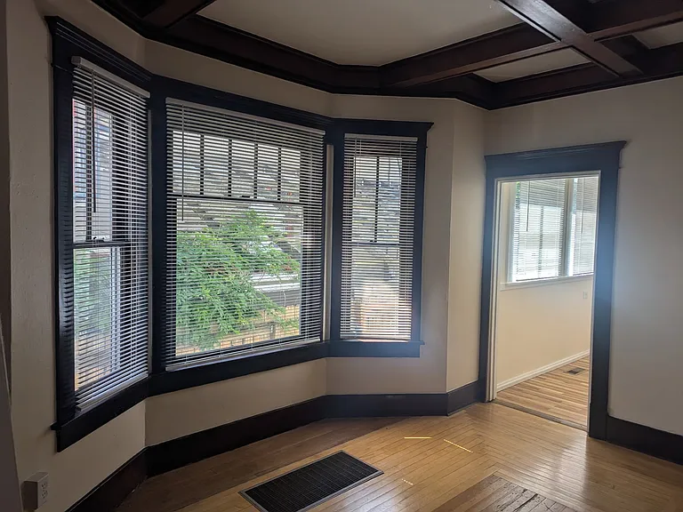 1415 W Franklin St #1 — Photo 6